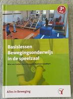 Basislessen bewegingsonderwijs in de speelzaal, Boeken, Ophalen of Verzenden, Zo goed als nieuw