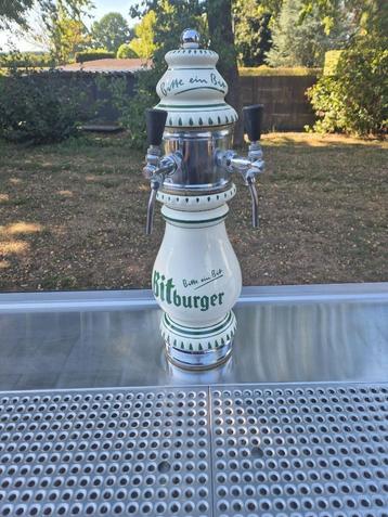 Mobiele RVS Tuinbar met  2 kraans Bitburger tapzuil. beschikbaar voor biedingen