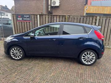 Ford Fiesta 1.4 Ghia beschikbaar voor biedingen