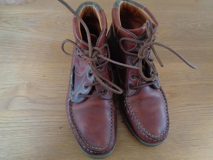 VAN BOMMEL halfhoge leren veterschoenen:mt 38, Kleding | Dames, Schoenen, Zo goed als nieuw, Schoenen met lage hakken, Bruin, Ophalen of Verzenden