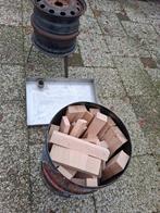 Vuurkorf met hout en aardappelmand, Ophalen, Gebruikt, Vuurkorf