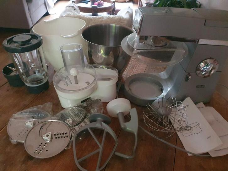 Kenwood major classic keukenmachine, Witgoed en Apparatuur, Keukenmixers, Gebruikt, 4 liter of meer, 3 snelheden of meer, Ophalen