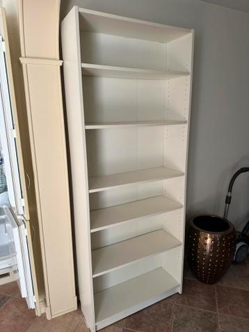 Gratis IKEA Billy boekenkast kast wit - afbeelding 1