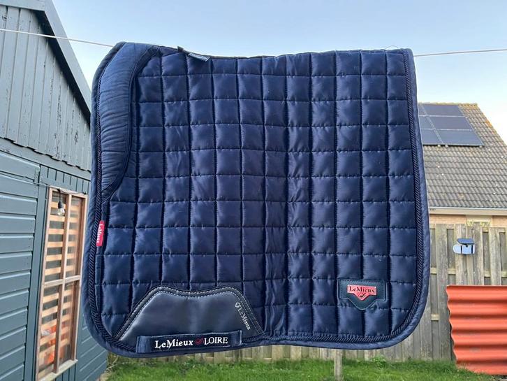 Donkerblauw Lemieux Loire Memory dressuur dekje maat L(full), Dieren en Toebehoren, Paarden en Pony's | Dekens en Dekjes, Zo goed als nieuw
