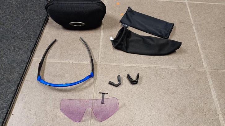 Oakley sutro lite met een sweep lens, Sport en Fitness, Wielrennen, Overige typen, Ophalen