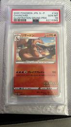 Charizard Grand Prix PSA 10, Hobby en Vrije tijd, Verzamelkaartspellen | Pokémon, Nieuw, Foil, Ophalen of Verzenden, Losse kaart