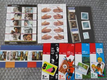 Restant postzegels 2000 beschikbaar voor biedingen