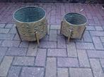 Bloempotten i goudkleurig op voet, Tuin en Terras, Bloempotten, Gebruikt, Rond, Binnen, Metaal