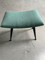 Vintage voetenbankje jaren 50 nieuwe bekleding kvadrat, Huis en Inrichting, Ophalen, Minder dan 50 cm, ., 2de hands