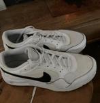 Nike Air wit maat 39, Ophalen of Verzenden, Gebruikt, Jongen of Meisje, Schoenen