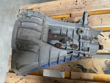 Mercedes W123 Versnellingsbak gearbox beschikbaar voor biedingen