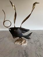 Koperen vis met messing details op steen, Ophalen of Verzenden