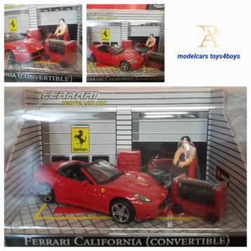 Ferrari California Cabrio Garage Diorama in blister 1/43 beschikbaar voor biedingen