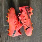 Jongens voetbalschoen maat 30 PUMA FUTURE 7, Ophalen, Zo goed als nieuw, Schoenen