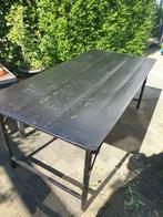 Staal met hout eettafel, zwart. Mooi blad, matig onderstel, Ophalen, Gebruikt, 50 tot 100 cm, Vijf personen of meer