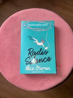 Radio Silence, Ophalen of Verzenden, Zo goed als nieuw