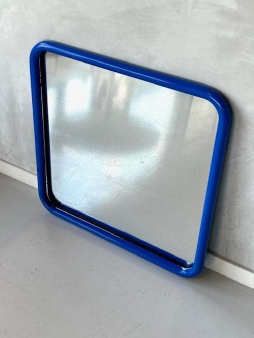 Jaren 80 spiegel vintage wandspiegel retro mirror blauw, Huis en Inrichting, Woonaccessoires | Spiegels, Gebruikt, 50 tot 75 cm