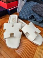 Nieuwe Hermes Slippers Maat 37, Slippers, Wit, Nieuw, Ophalen of Verzenden