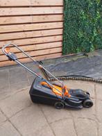 Black&Decker grasmaaier + trimmer, Tuin en Terras, Grasmaaiers, Cirkelmaaier, Ophalen, Gebruikt