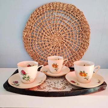Tulowice Poland, 3 vintage kop en schotels beschikbaar voor biedingen
