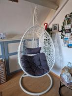 Witte hangstoel ei-model met kussens, Gebruikt, Stof, Wit, Ophalen of Verzenden