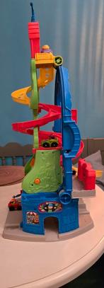 Fisher Price Little People Autogarage +  Autootjes, Kinderen en Baby's, Ophalen, Gebruikt, Jongen of Meisje