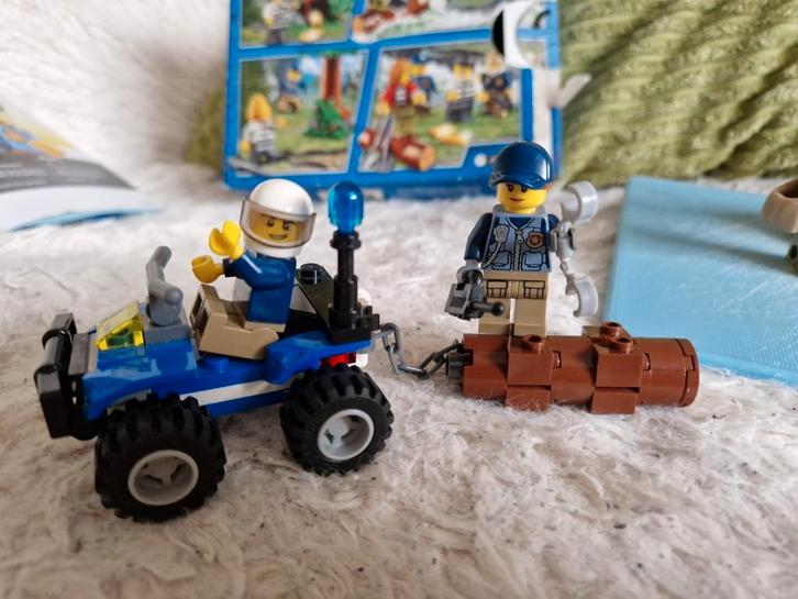 LEGO City 60171 Bergpolitie - Bosachtervolging, Kinderen en Baby's, Speelgoed | Duplo en Lego, Zo goed als nieuw, Lego, Complete set