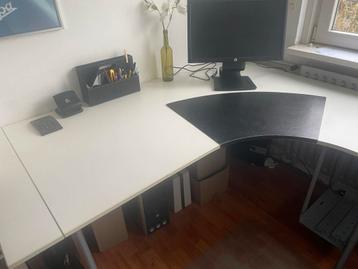 Hoekbureau met ladekast