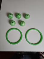 Macramé vintige jaren 70 :5 groene plastic kralen& 2 ringen., Ophalen of Verzenden, Zo goed als nieuw