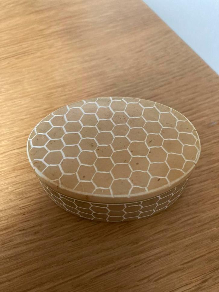 Klein speksteen doosje., Antiek en Kunst, Curiosa en Brocante, Ophalen of Verzenden