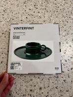 4x Ikea x Gustaf Westman VINTERFINT Kop en Schotel Groen, Nieuw, Ophalen of Verzenden, Effen, Kop(pen) en/of Schotel(s)