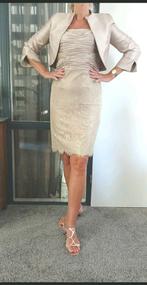 Elegante beige jurk met jasje v.bruiloft moeder v/d bruid, Kleding | Dames, Maat 38/40 (M), Beige, Ophalen of Verzenden, Onbekend