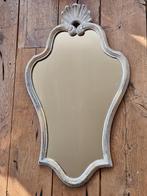 Mid Century kuifspiegel in klassieke houten lijst., Minder dan 50 cm, Gebruikt, Ophalen of Verzenden, Minder dan 100 cm