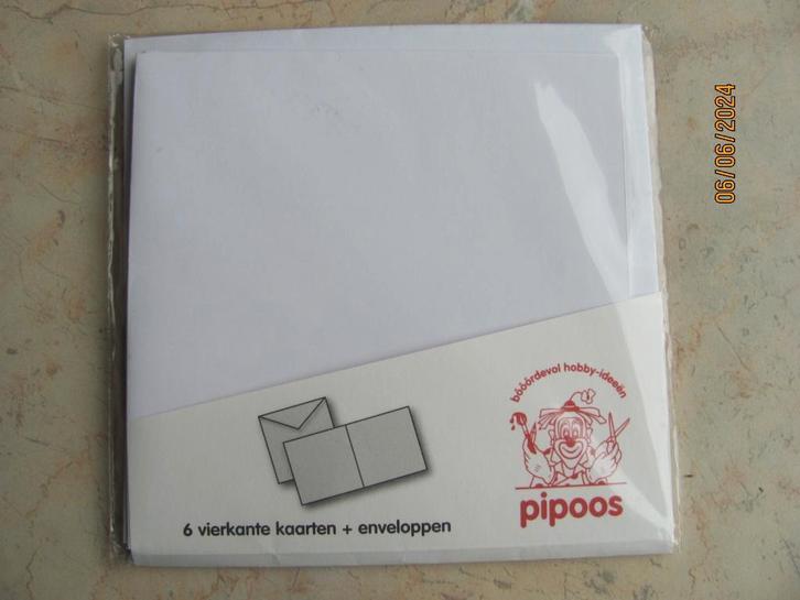  NIEUW 4x dubbele KAARTEN papier ENVELOP wit PIPOOS vierkant, Hobby en Vrije tijd, Kaarten | Zelf maken, Nieuw, Blanco kaart of Basiskaart