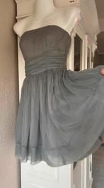 Grijze voile strapless jurk, XS, Galajurk, Ophalen of Verzenden, Zo goed als nieuw, Maat 34 (XS) of kleiner
