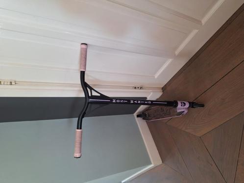 Lila stuntstep (merk: Story Bandit Dos Most Wanted), Fietsen en Brommers, Steps, Zo goed als nieuw, Overige typen, Ophalen