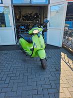 Vespa Sprint Lamborginigreen, Ophalen, Gebruikt, Overige modellen, Maximaal 45 km/u