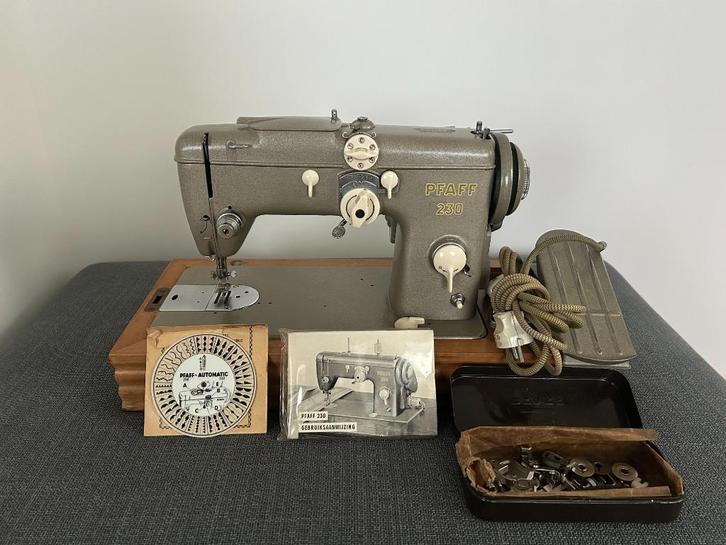 Pfaff 230 Automatic naaimachine in zeer goede staat, Hobby en Vrije tijd, Naaimachines en Toebehoren, Zo goed als nieuw, Naaimachine