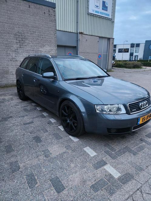 Audi A4 3.0 V6 Avant 162KW Quattro AUT 2002 Grijs, Auto's, Audi, Particulier, A4, Benzine, G, Stationwagon, Automaat, Origineel Nederlands