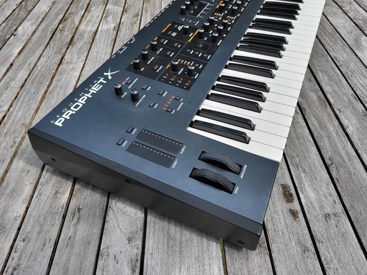 Sequential Prophet X, Muziek en Instrumenten, Synthesizers, Zo goed als nieuw, Overige aantallen, Overige merken, Met midi-aansluiting