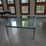 Cassina Le Corbusier salontafel LC-10 P, Ophalen, Minder dan 45 cm, Metaal of Aluminium, Zo goed als nieuw