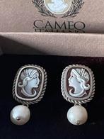 italiaanse zilveren oorbellen diluca met camee en parel, Ophalen of Verzenden, Zo goed als nieuw, Zilver