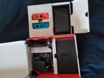 Nintendo Switch, Spelcomputers en Games, Ophalen of Verzenden, Gebruikt, Met 2 controllers, Switch OLED