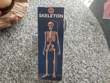 AIRFIX 1:6 SKELETON NO 03541 ZGAN. beschikbaar voor biedingen