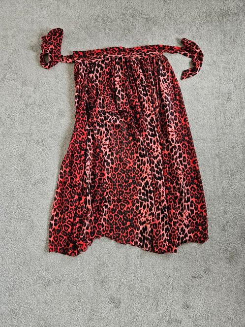 Wikkelrok, Kleding | Dames, Rokken, Zo goed als nieuw, Maat 38/40 (M), Rood, Boven de knie, Ophalen of Verzenden