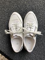 In nieuwstaat deze sneakers schoenen van Remonte maat 37, Ophalen of Verzenden, Zo goed als nieuw, Wit, Sneakers of Gympen