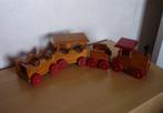 Retro Houten trein met 3 wagons Kinder speelgoed, Ophalen of Verzenden, Gebruikt