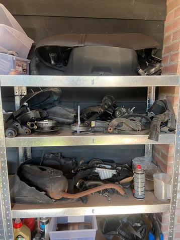 Piaggio onderdelen beschikbaar voor biedingen