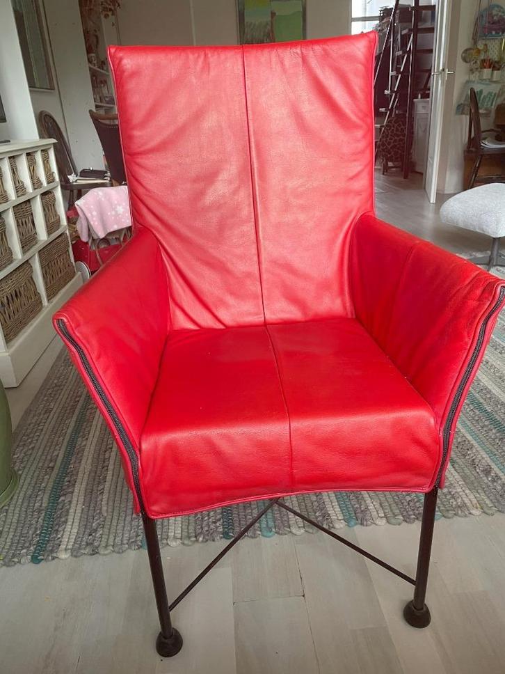 Montis Chaplin, tafelmodel., Huis en Inrichting, Stoelen, Gebruikt, Eén, Leer, Rood, Ophalen