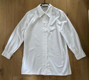 Mooie witte blouse, lang model maat L / XL beschikbaar voor biedingen